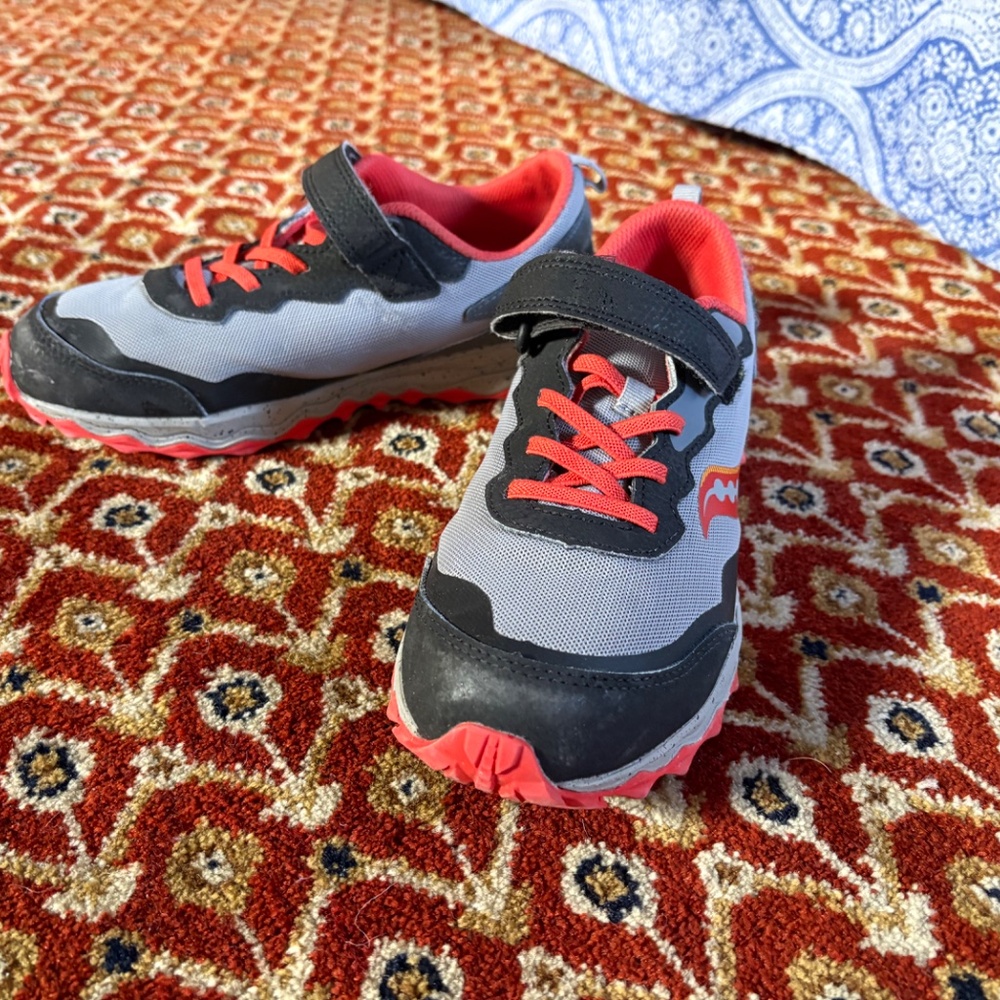 Saucony Peregrine Shield KDZ A/C  Sneakers - Picture 4 of 12